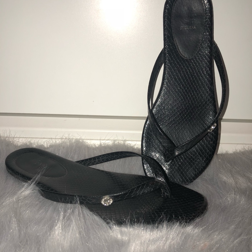 black guess sandals